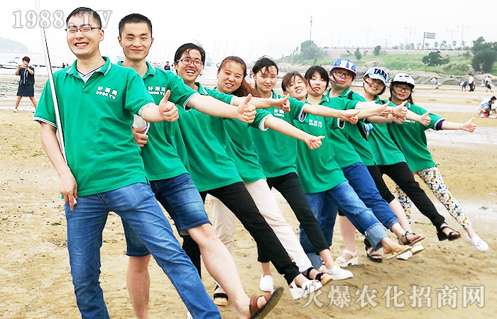 火爆,我們?cè)俅螕P(yáng)帆起航